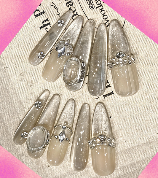 B&G Queen IV - (II) Royal Light Biege